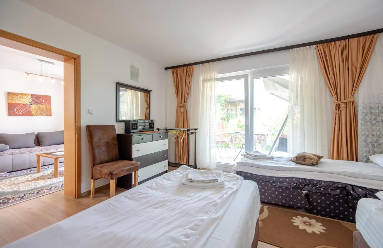 Apartman Mira SJJ Exterior foto