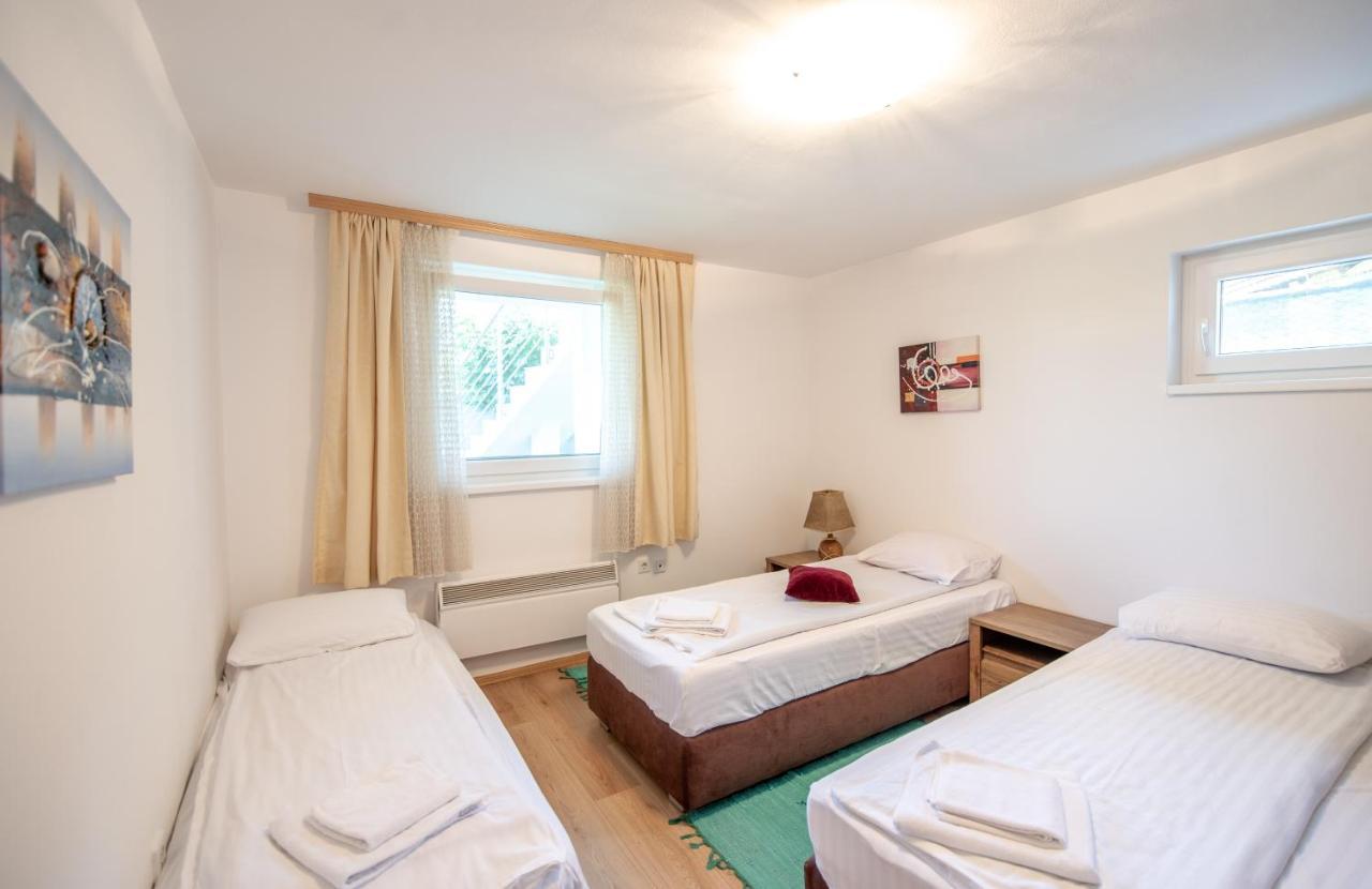 Apartman Mira SJJ Exterior foto